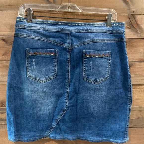 ANGELS NEVER DIE Mini Skirt Linen & Denim Combo Size 3 Large - Picture 2 of 6